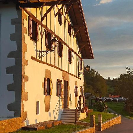 Saskarate Villa Asteasu Bagian luar foto