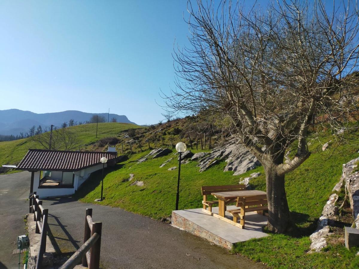 Saskarate Villa Asteasu Bagian luar foto