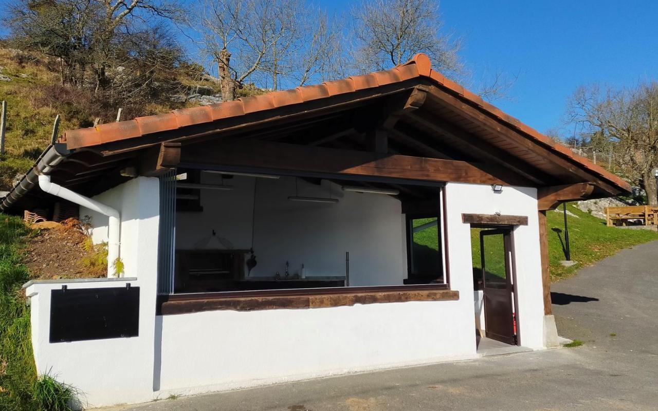 Saskarate Villa Asteasu Bagian luar foto