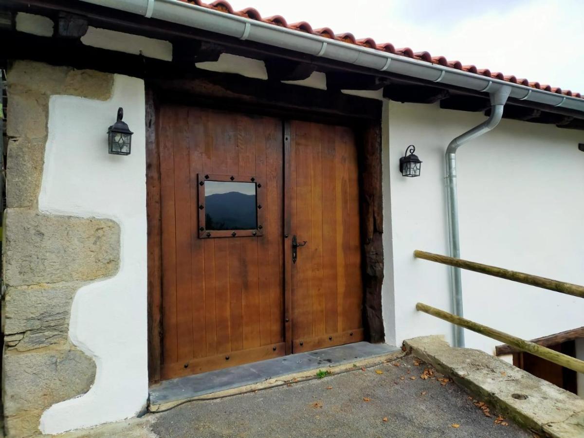 Saskarate Villa Asteasu Bagian luar foto